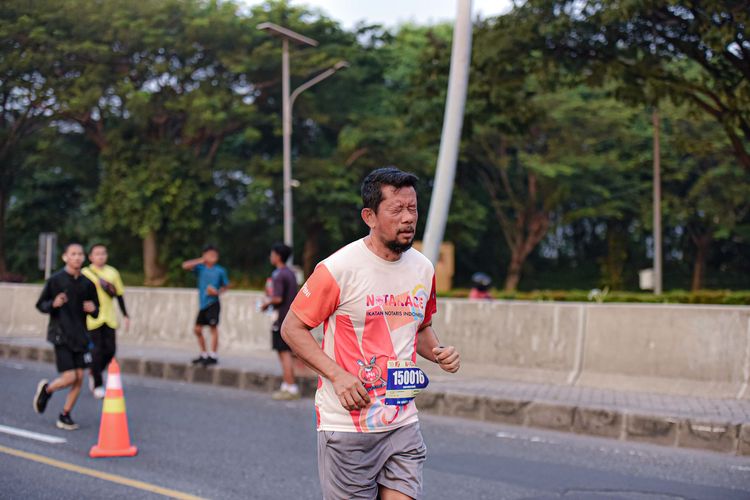 Race photo from NOTARACE 2025