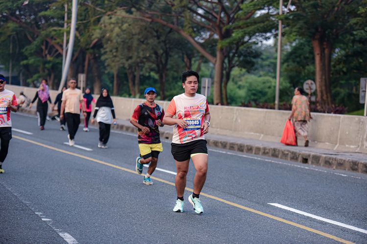Race photo from NOTARACE 2025