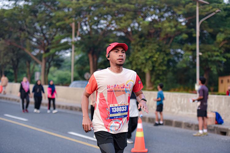 Race photo from NOTARACE 2025