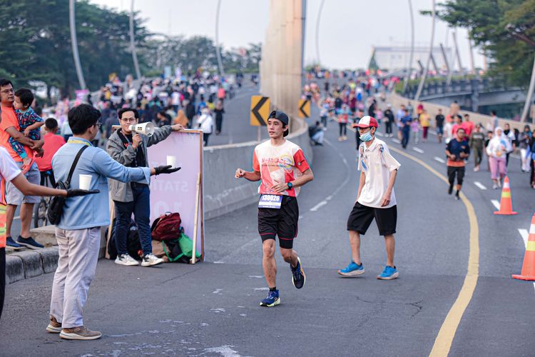 Race photo from NOTARACE 2025