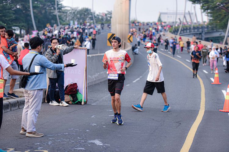 Race photo from NOTARACE 2025