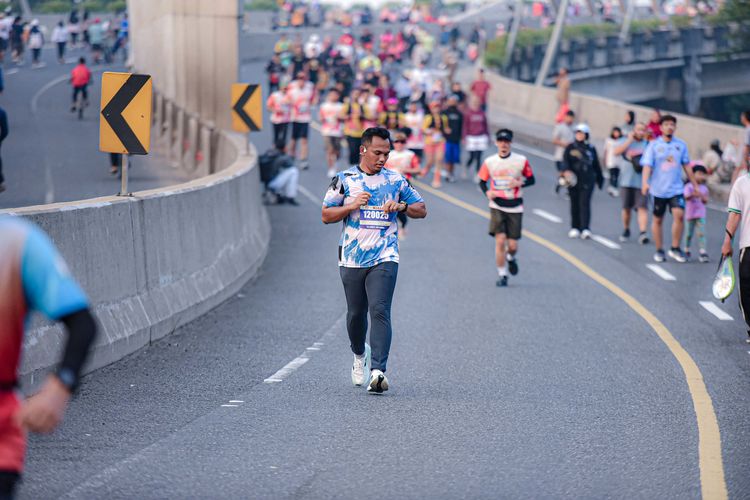 Race photo from NOTARACE 2025