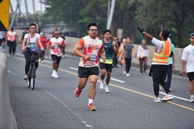 Race photo from NOTARACE 2025