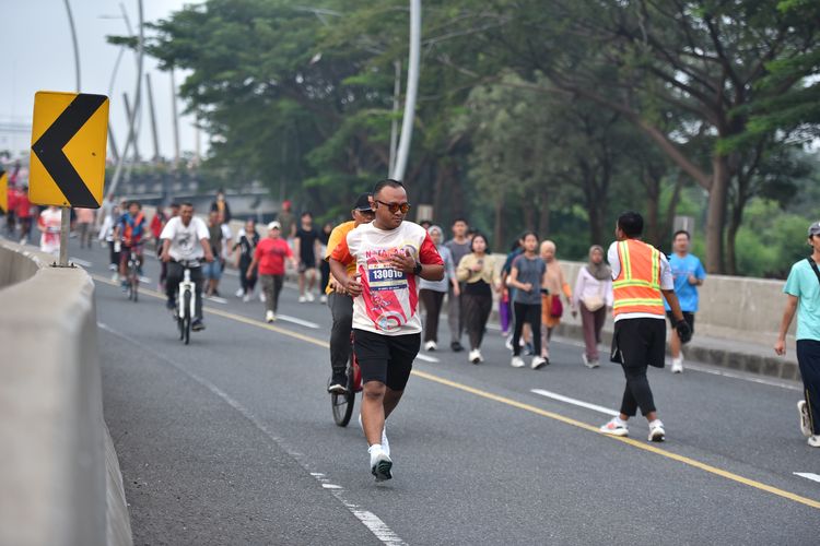 Race photo from NOTARACE 2025