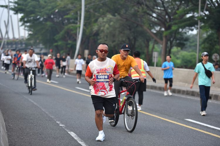 Race photo from NOTARACE 2025