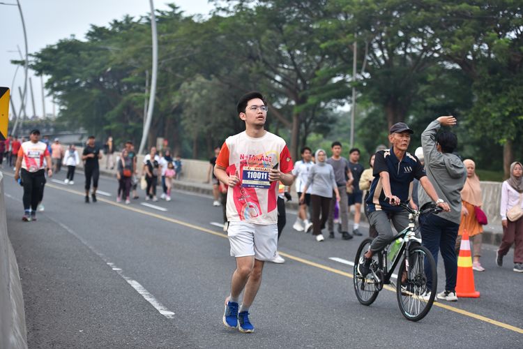 Race photo from NOTARACE 2025