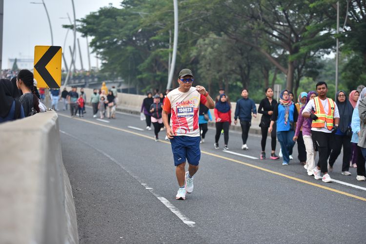 Race photo from NOTARACE 2025