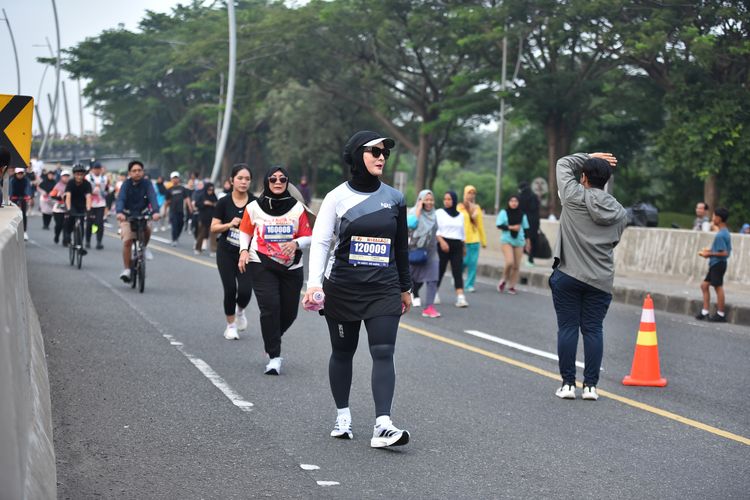 Race photo from NOTARACE 2025