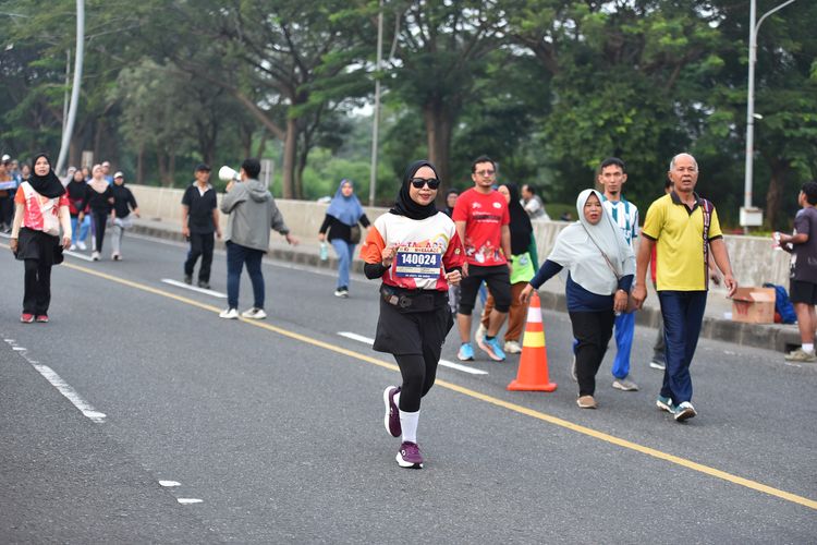Race photo from NOTARACE 2025