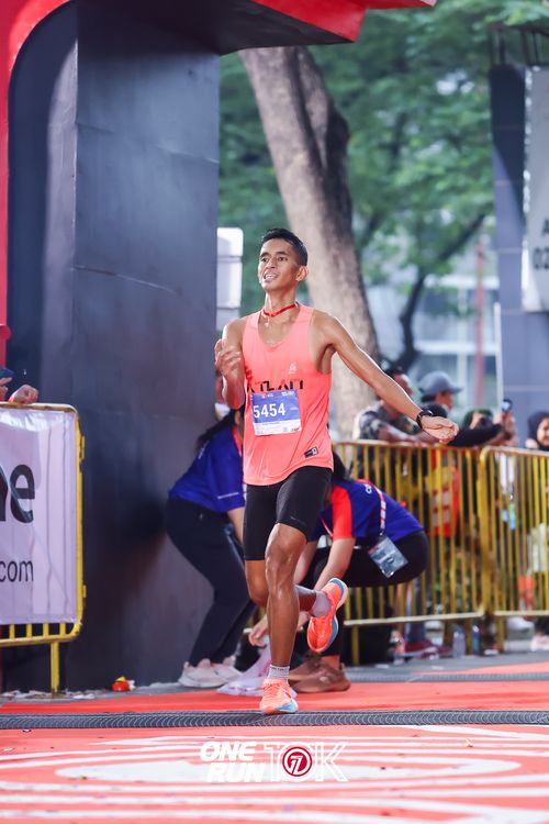 Race photo from ONE RUN 10K 2025