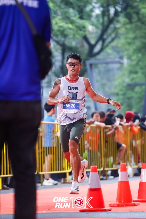 Race photo from ONE RUN 10K 2025