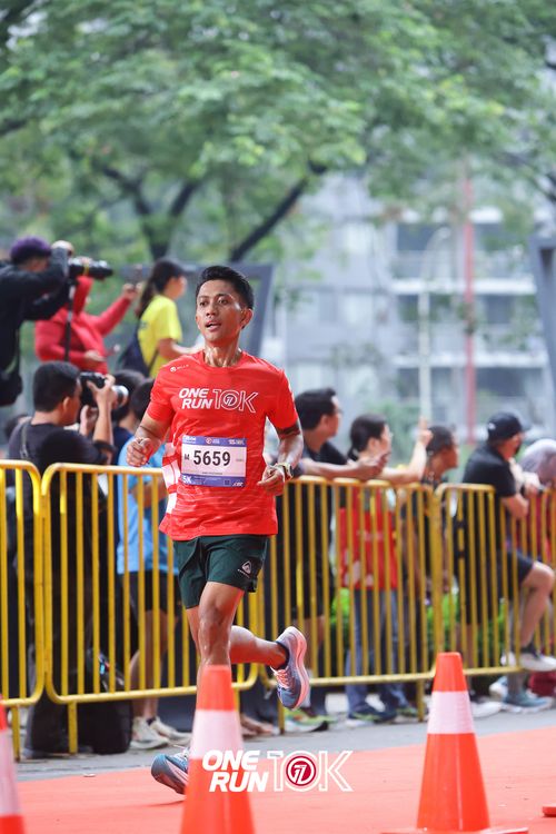 Race photo from ONE RUN 10K 2025