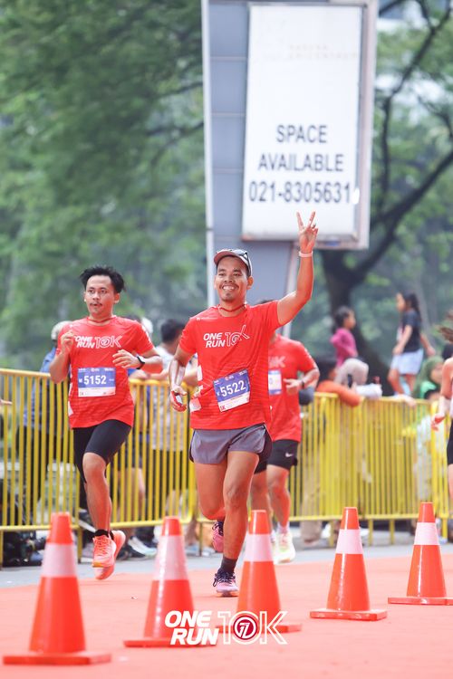 Race photo from ONE RUN 10K 2025