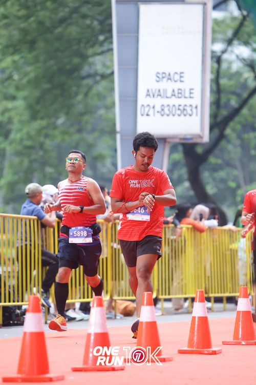 Race photo from ONE RUN 10K 2025