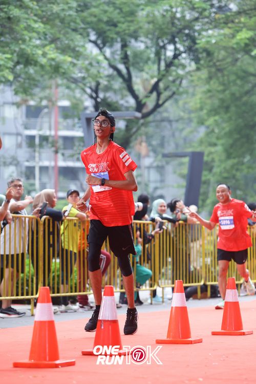 Race photo from ONE RUN 10K 2025