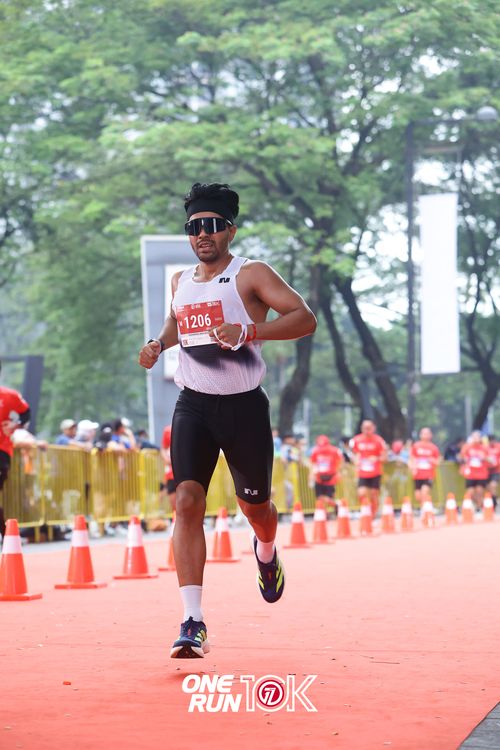 Race photo from ONE RUN 10K 2025