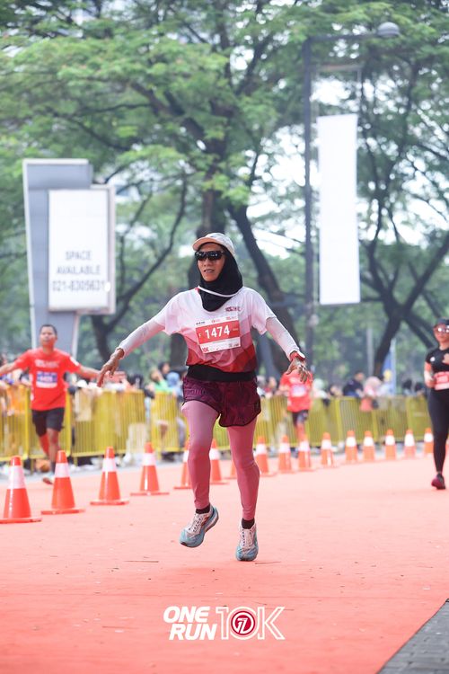 Race photo from ONE RUN 10K 2025