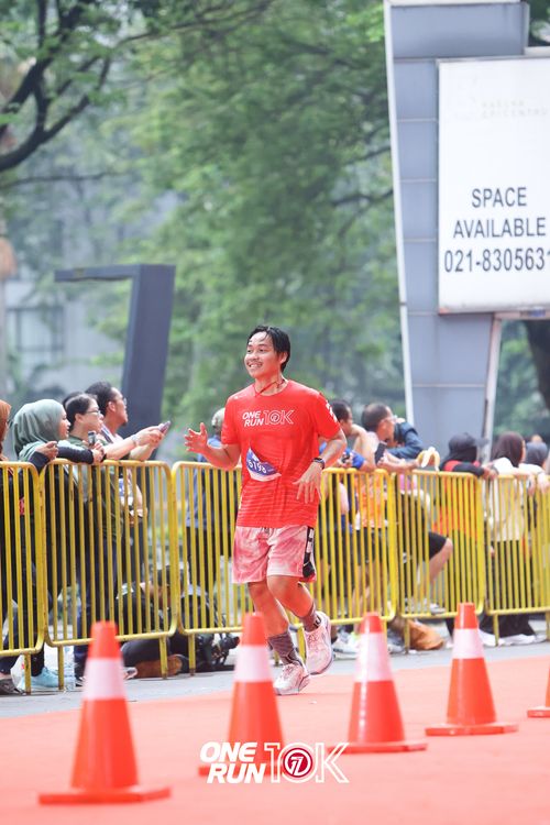 Race photo from ONE RUN 10K 2025
