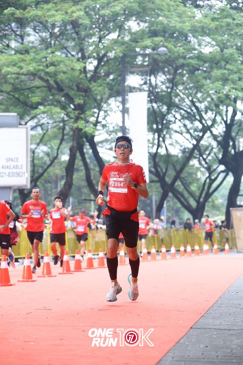 Race photo from ONE RUN 10K 2025