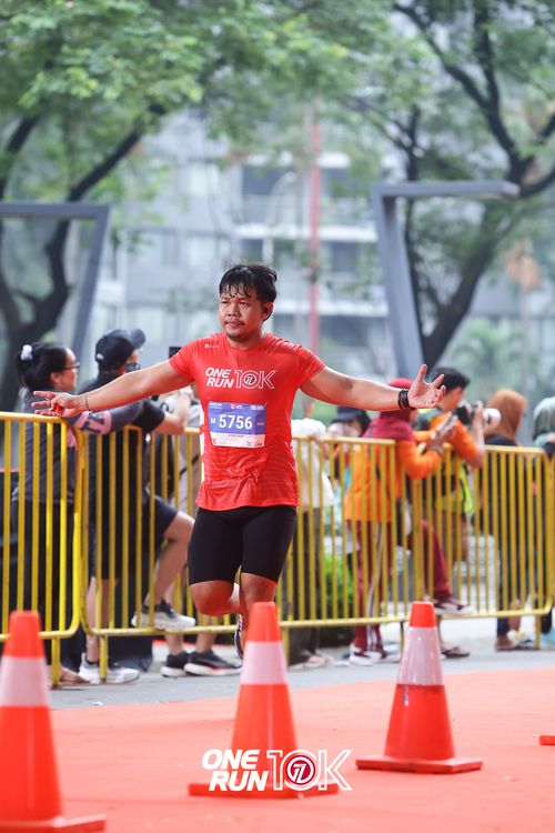Race photo from ONE RUN 10K 2025