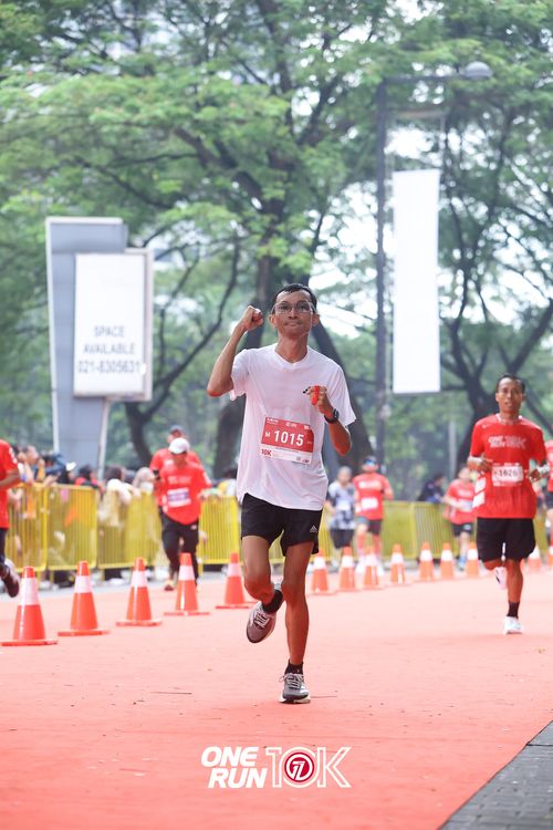Race photo from ONE RUN 10K 2025
