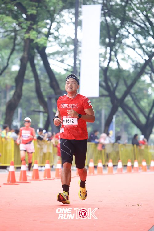 Race photo from ONE RUN 10K 2025