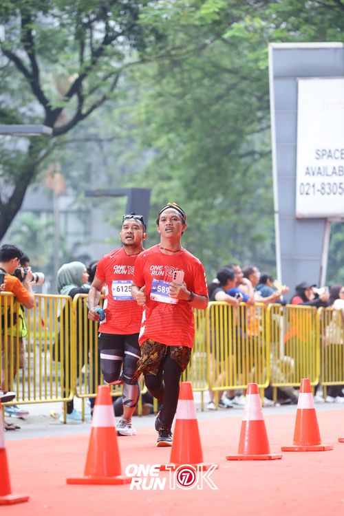 Race photo from ONE RUN 10K 2025