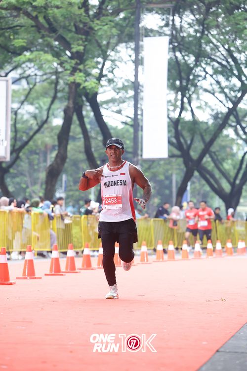 Race photo from ONE RUN 10K 2025