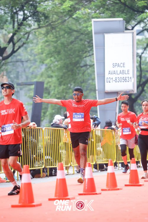 Race photo from ONE RUN 10K 2025