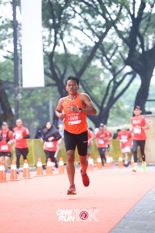 Race photo from ONE RUN 10K 2025
