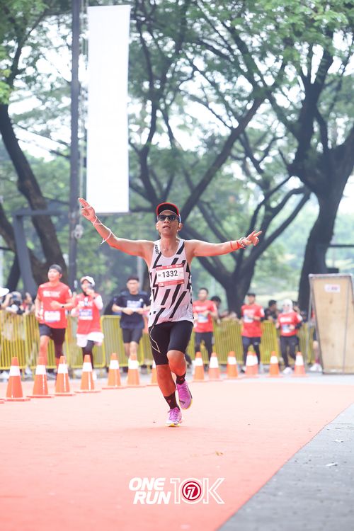 Race photo from ONE RUN 10K 2025