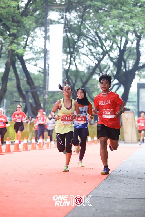 Race photo from ONE RUN 10K 2025