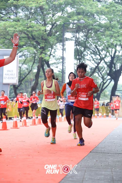 Race photo from ONE RUN 10K 2025