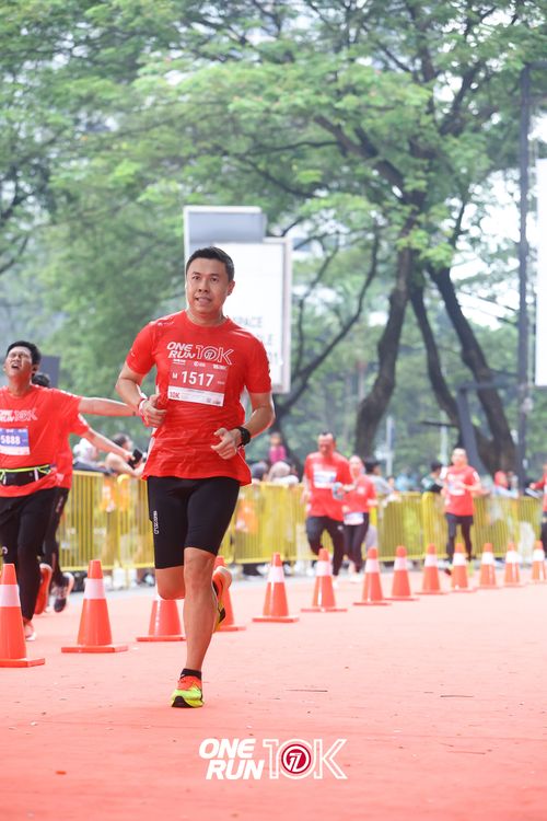 Race photo from ONE RUN 10K 2025