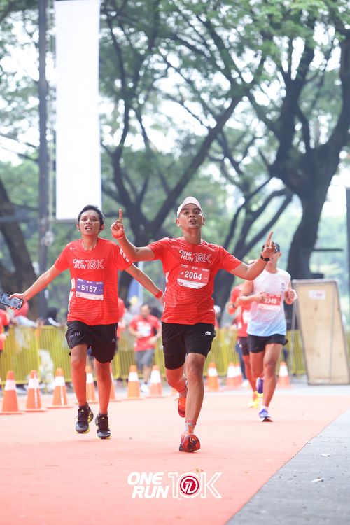 Race photo from ONE RUN 10K 2025