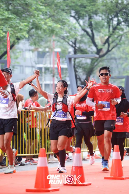 Race photo from ONE RUN 10K 2025