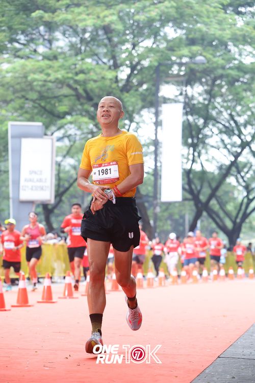 Race photo from ONE RUN 10K 2025