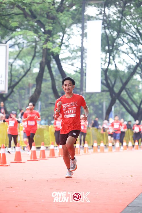 Race photo from ONE RUN 10K 2025