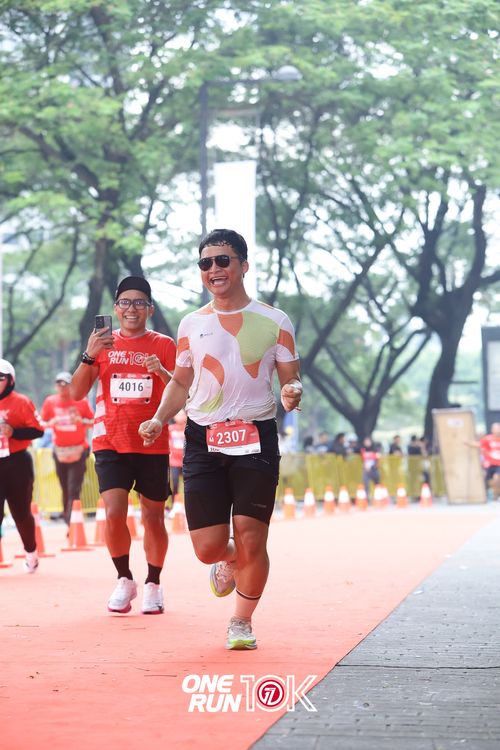 Race photo from ONE RUN 10K 2025