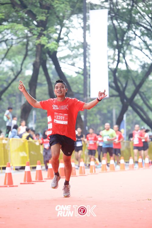 Race photo from ONE RUN 10K 2025