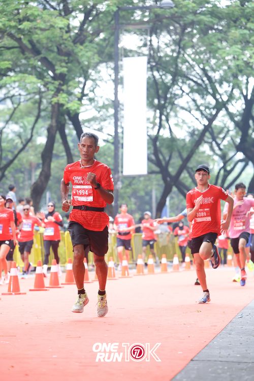 Race photo from ONE RUN 10K 2025