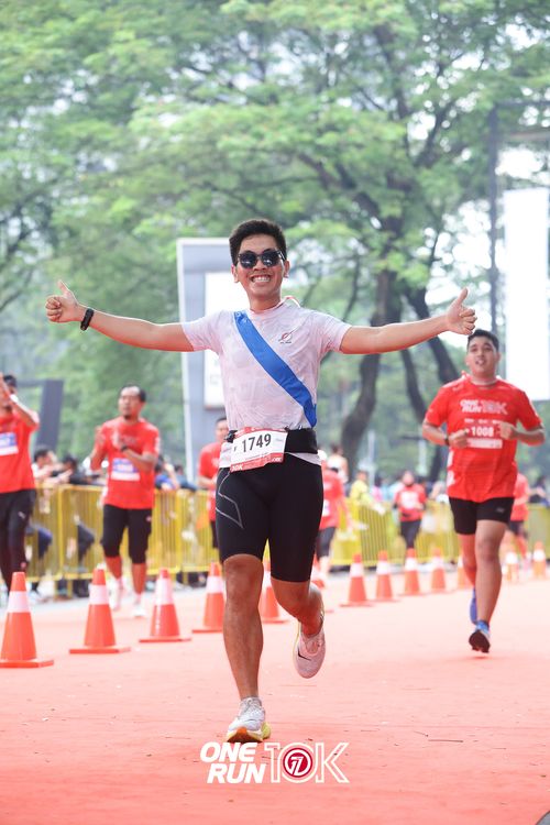 Race photo from ONE RUN 10K 2025