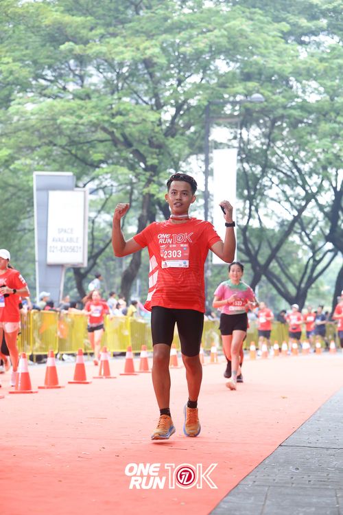 Race photo from ONE RUN 10K 2025