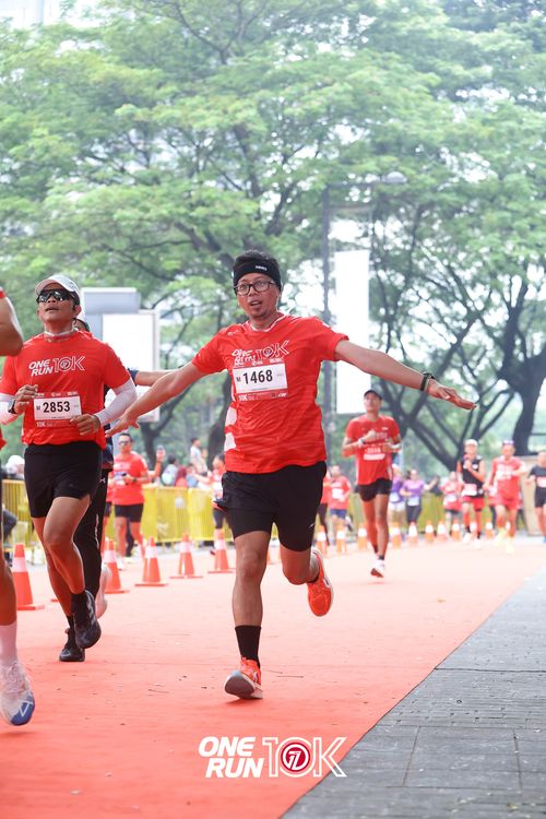 Race photo from ONE RUN 10K 2025