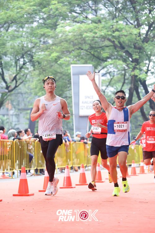 Race photo from ONE RUN 10K 2025