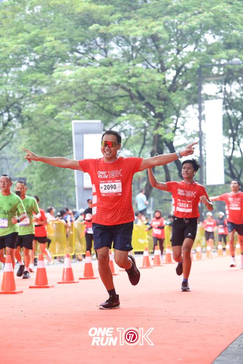 Race photo from ONE RUN 10K 2025