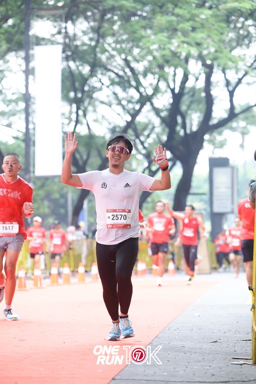 Race photo from ONE RUN 10K 2025