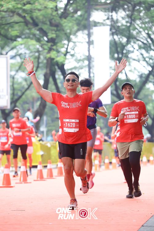 Race photo from ONE RUN 10K 2025