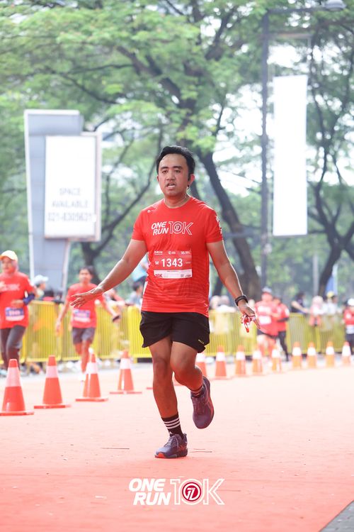 Race photo from ONE RUN 10K 2025