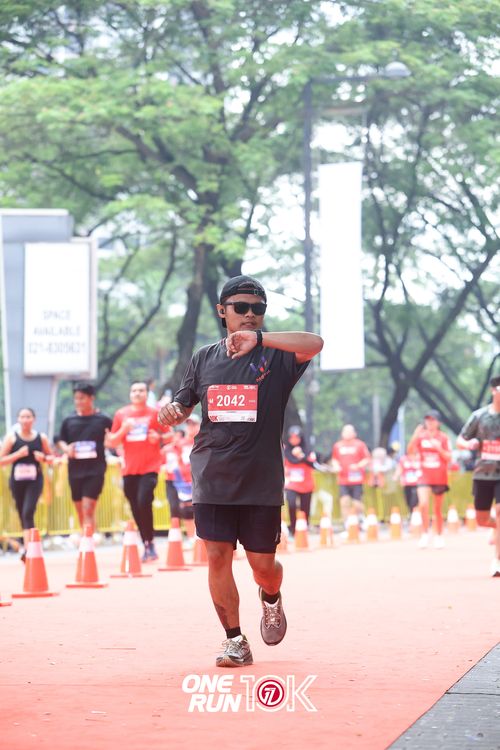 Race photo from ONE RUN 10K 2025